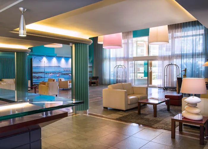 Grand Hotel Les Flamants Roses Thalasso & Spa